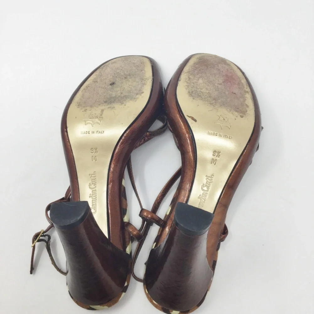 Claudia Ciuti Brown Patent Leather Heeled Sandals